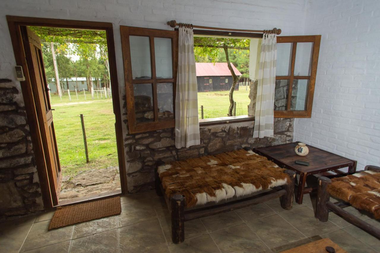 Pinos De La Quebrada Villa Quebrada de los Cuervos Ngoại thất bức ảnh